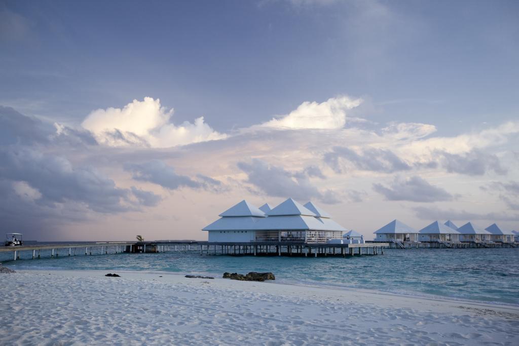 Diamonds Thudufushi Maldives Resort & Spa Thundufushi Bagian luar foto